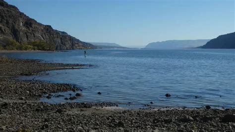 nude beaches in wa|Vantage Beach (Wanapum Reservoir)